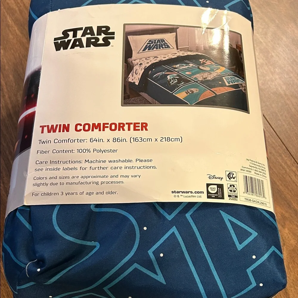 Star Wars Twin Comforter in Dark Blue and Teal Accent